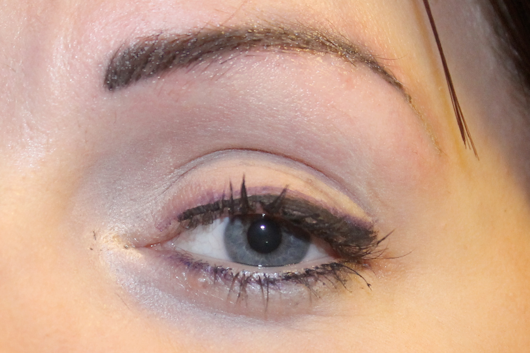 Nouvelle dermopigmentation sourcils femme
